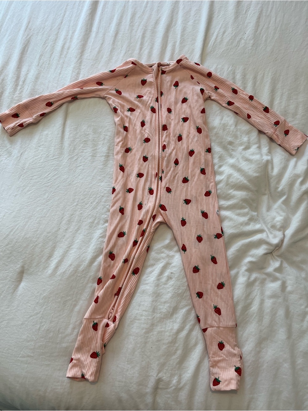 Brave Little Ones 12-18m Bamboo Strawberry Sleeper pajamas